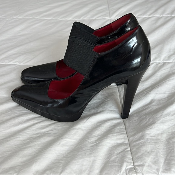 Charles Nolan Hailey Pump - Picture 3 of 8